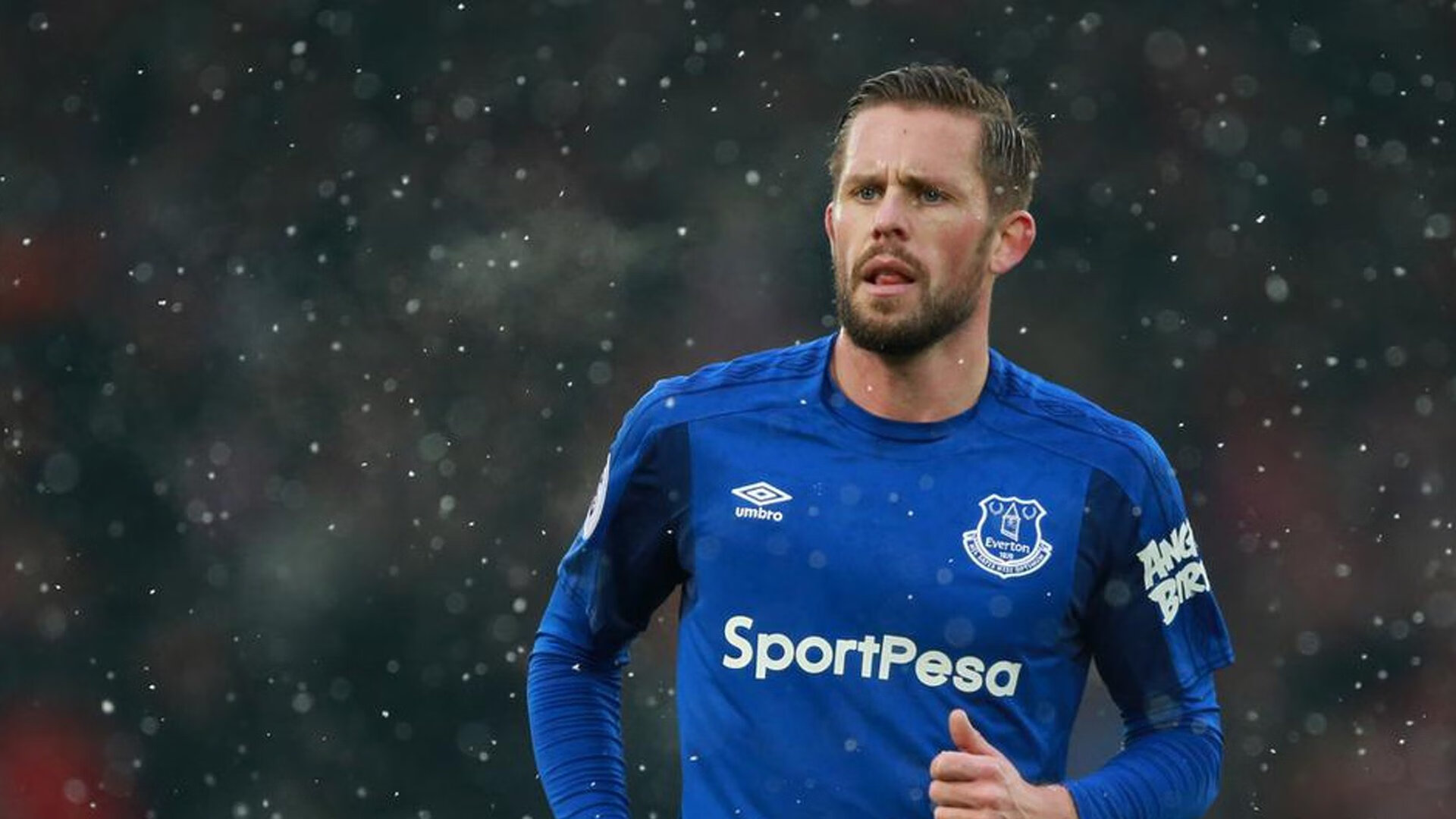 凯琳·科贝特技术细腻后程加速显神威，凯特琳max